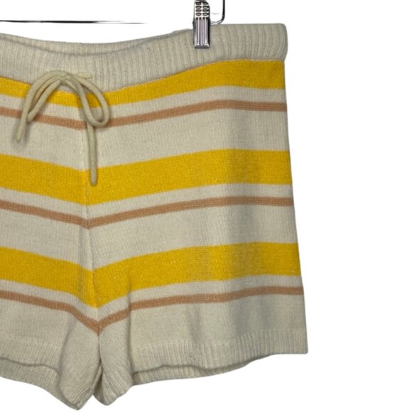 L*SPACE | NWT Sun Seeker Yellow Tie Waist Chenille Lounge Shorts | Size XL - Picture 3 of 10
